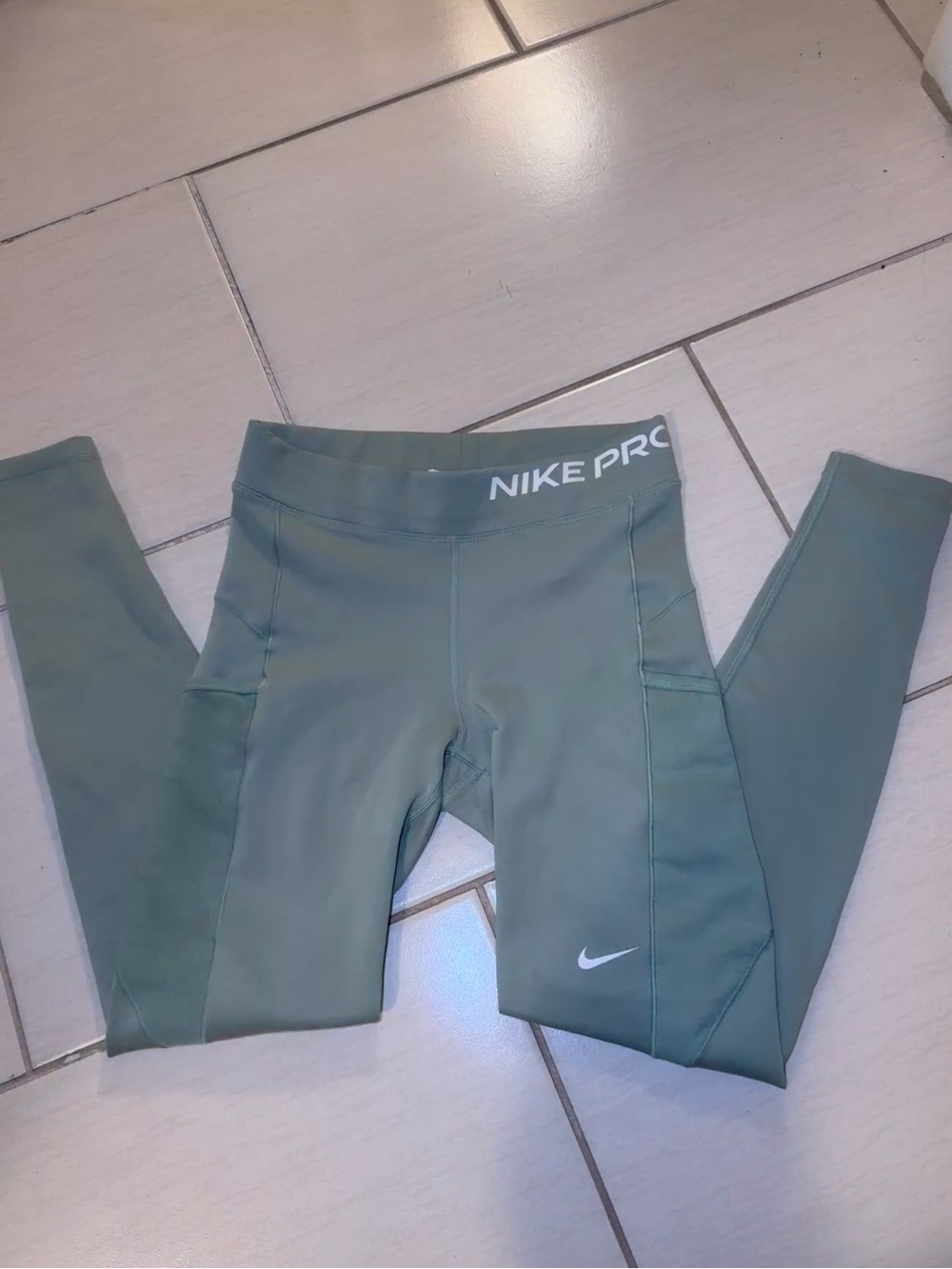 Nike pro leggings